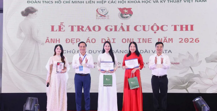 LIÊN HIỆP HỘI HÀ TĨNH ĐẠT GIẢI CAO TẠI CUỘC THI ẢNH “DUYÊN DÁNG ÁO DÀI VUSTA”